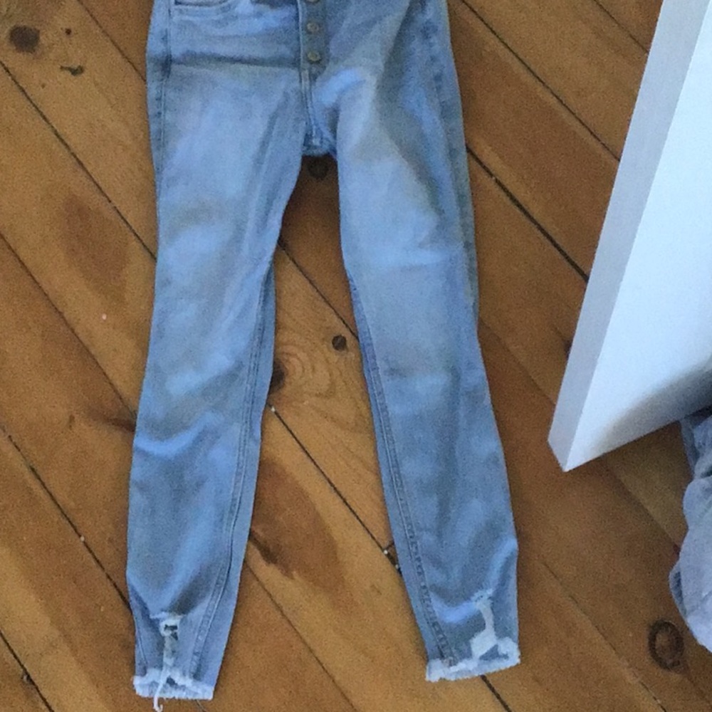 Hollister jeans